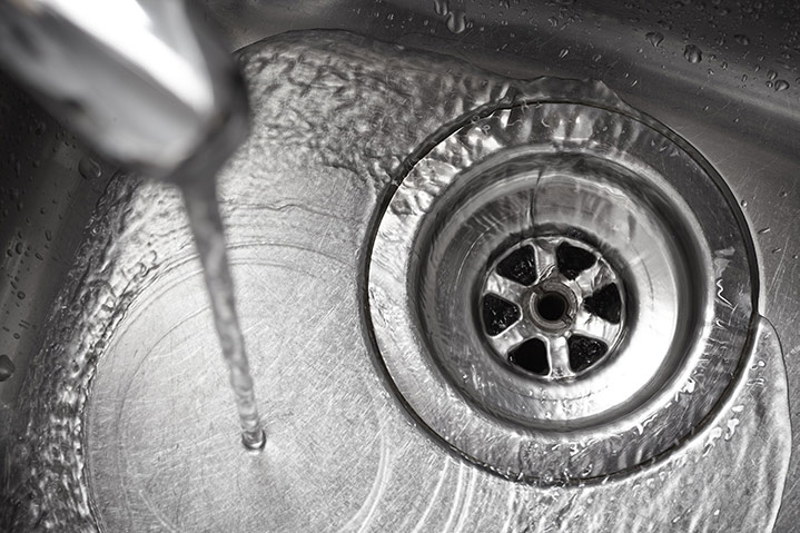 Our local West Kilburn plumbers can install and repair radiators for properties in West Kilburn and the local area. 